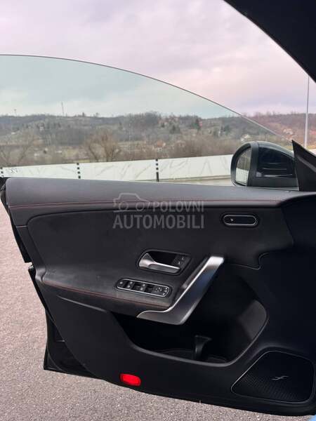 Mercedes Benz CLA 220 Shooting Brake AMG