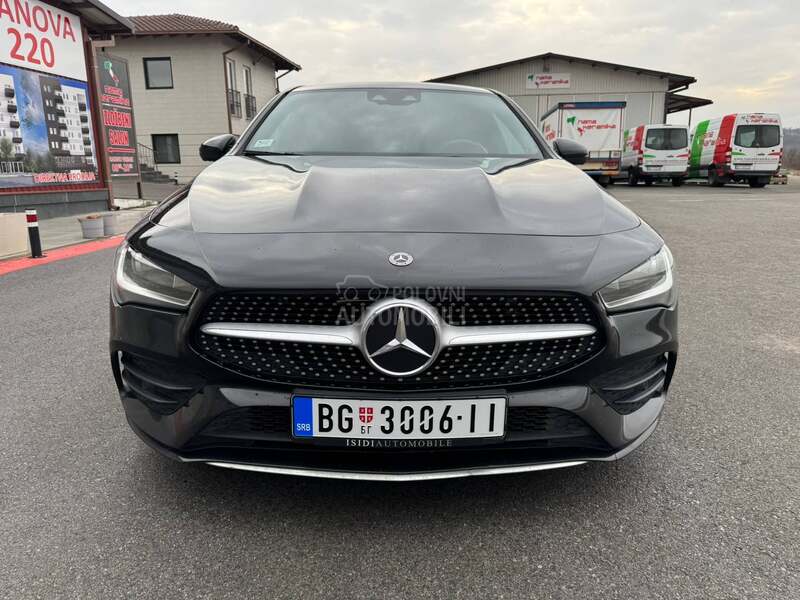 Mercedes Benz CLA 220 Shooting Brake AMG