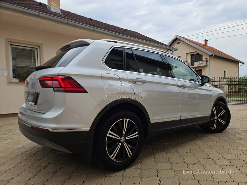 Volkswagen Tiguan 2.0TDi/Virt/Matrix