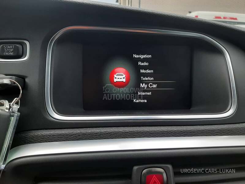 Volvo V40 R-DESIGN Aut CH