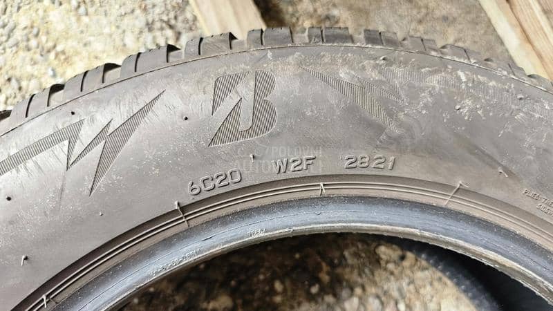 Bridgestone 205/60 R16 Zimska
