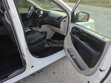 Lancia Voyager 2.8crd