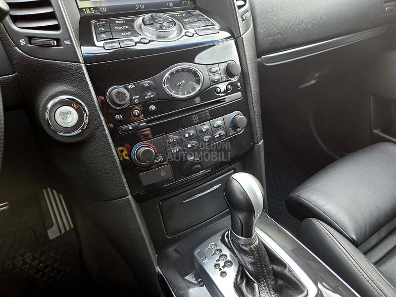Infiniti FX30 /3.0d PremiumS 4wd/