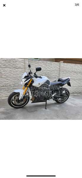 Yamaha fz8 FABRIČKO stanje