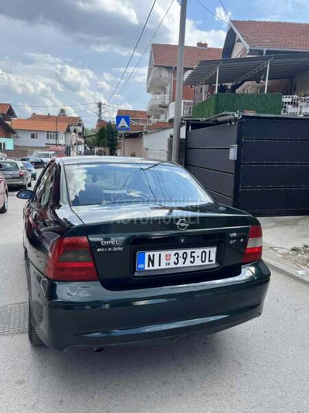 Opel Vectra B 100