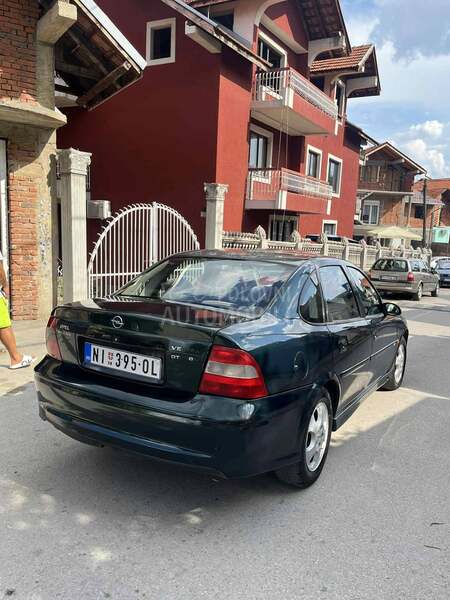 Opel Vectra B 100