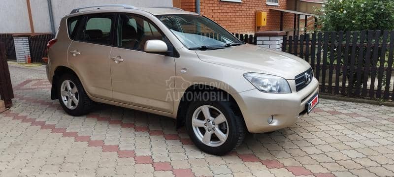 Toyota RAV 4 2.2  4WD