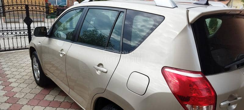 Toyota RAV 4 2.2  4WD