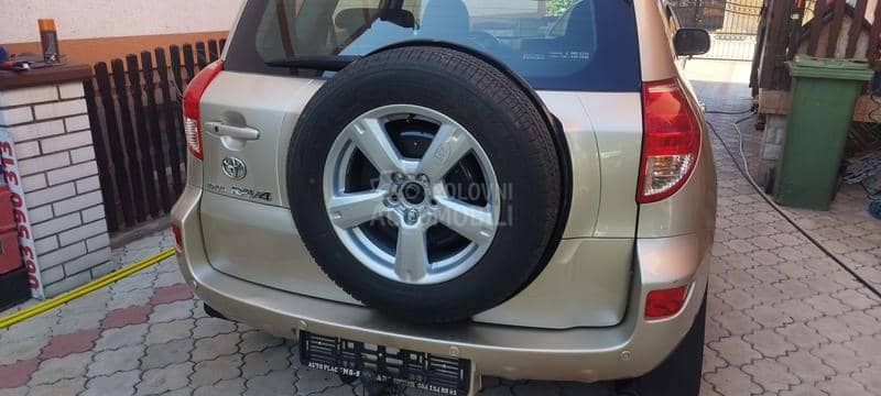 Toyota RAV 4 2.2  4WD