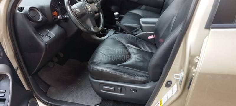 Toyota RAV 4 2.2  4WD