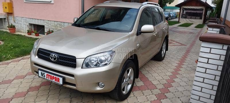Toyota RAV 4 2.2  4WD