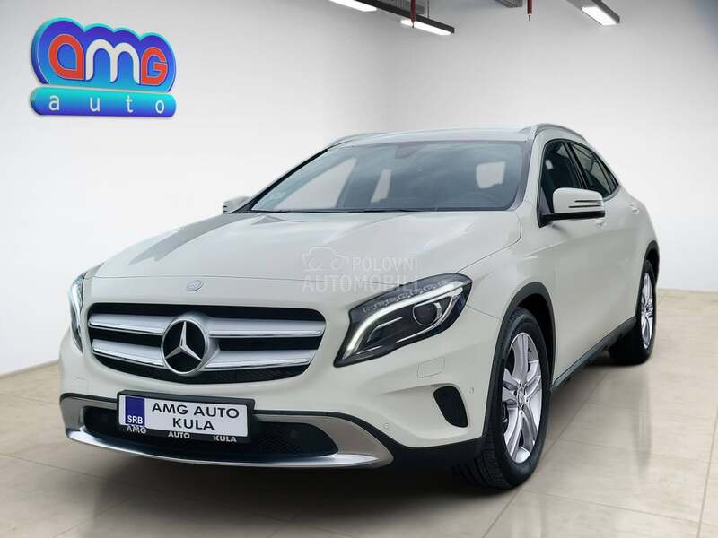 Mercedes Benz GLA 200 D / LED