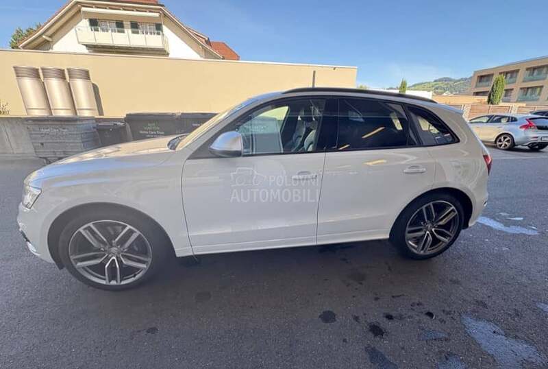 Audi SQ5 U dolasku CH