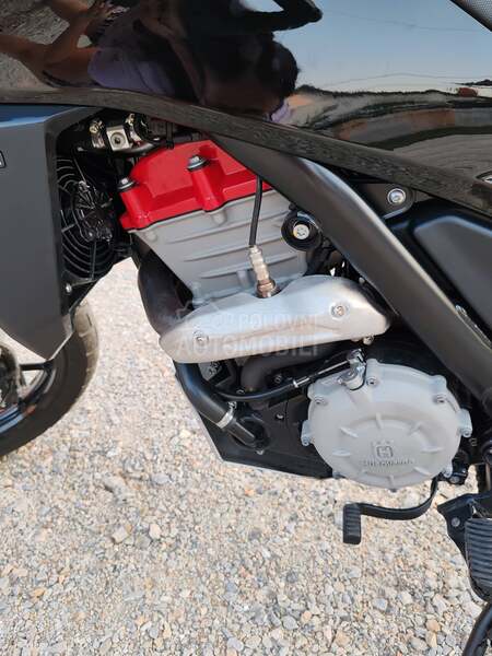 Husqvarna TR 650 strada