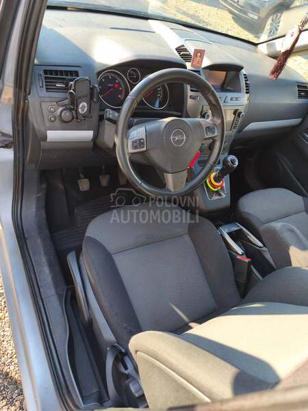 Opel Zafira 1.9 CDTI