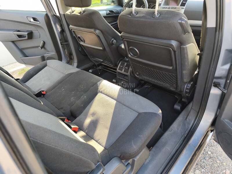 Opel Zafira 1.9 CDTI
