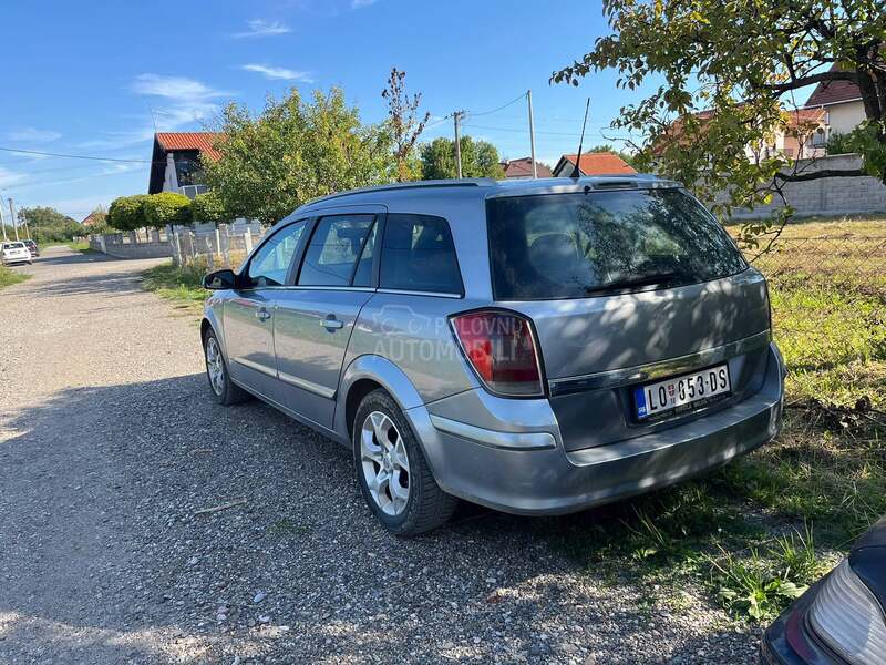Opel Astra H 