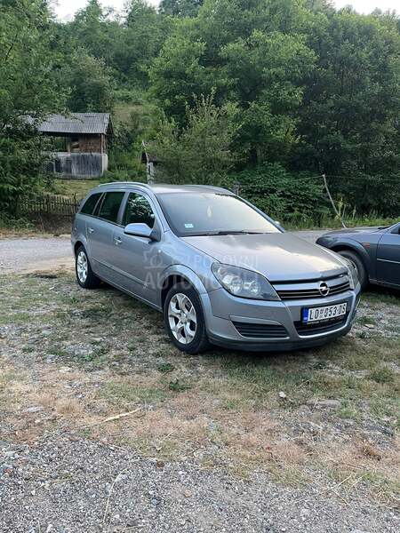 Opel Astra H 