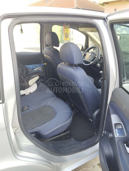 Lancia Musa 1.3 Mjet