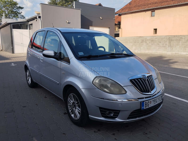 Lancia Musa 1.3 Mjet
