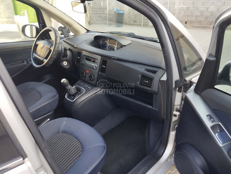 Lancia Musa 1.3 Mjet