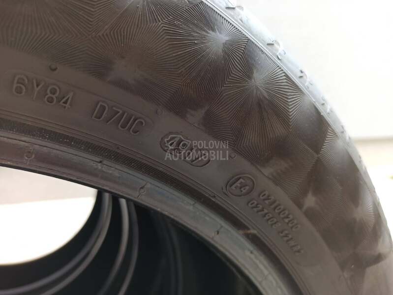 Continental 235/50 R19 Letnja