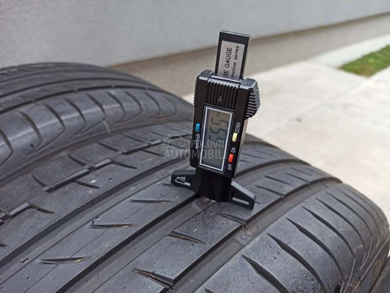 Continental 235/50 R19 Letnja