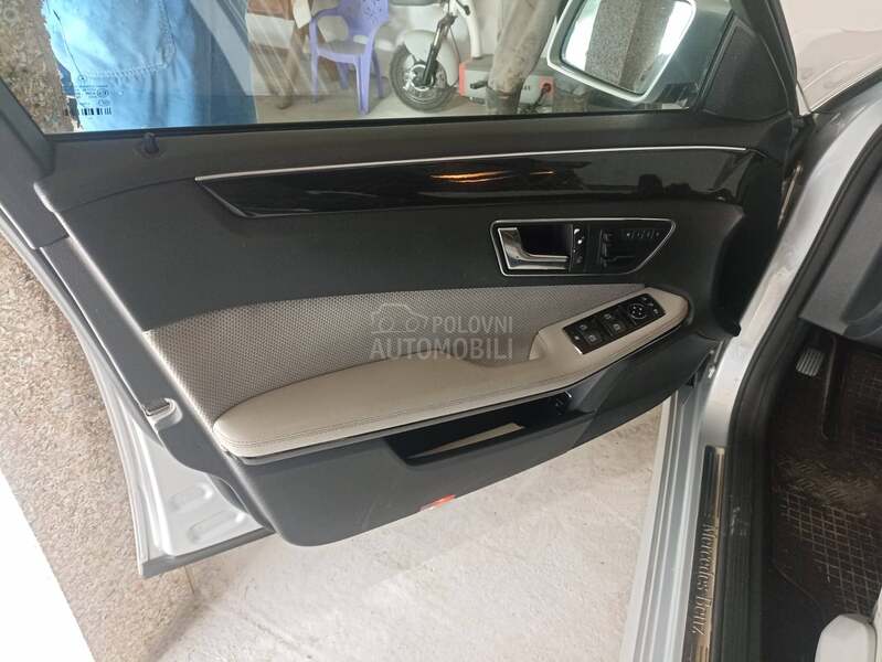Mercedes Benz E 350 E 350 CDI 4 MATIC