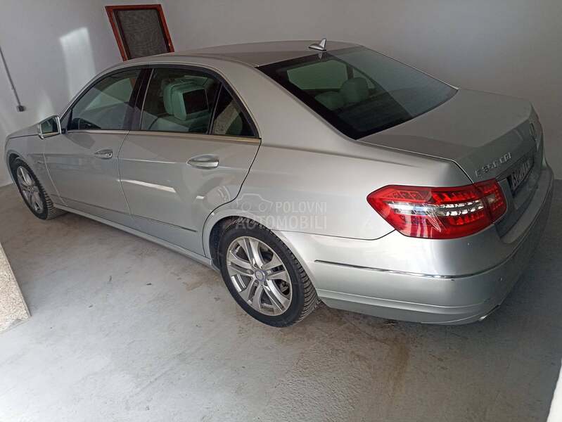 Mercedes Benz E 350 E 350 CDI 4 MATIC