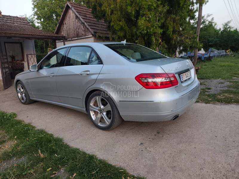 Mercedes Benz E 350 E 350 CDI 4 MATIC