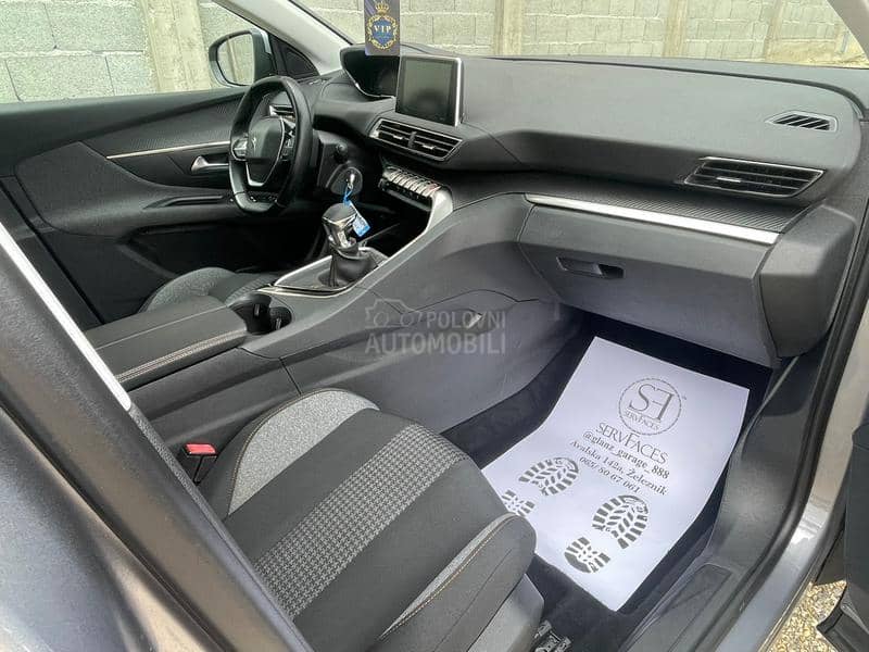 Peugeot 3008 1.5 BleuHDi NOV