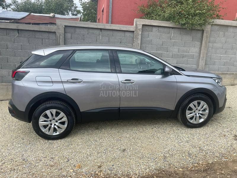 Peugeot 3008 1.5 BleuHDi NOV