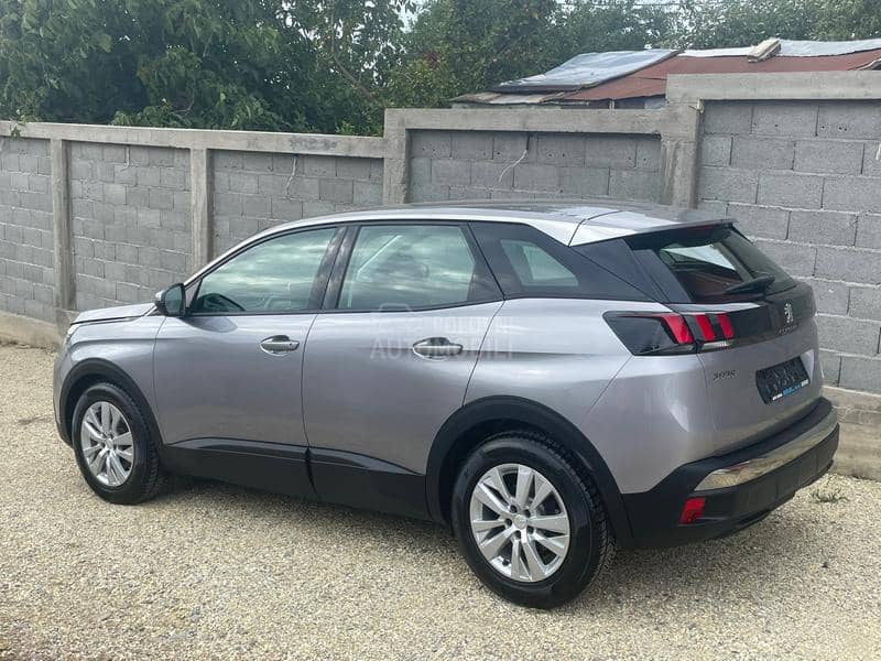 Peugeot 3008 1.5 BleuHDi NOV