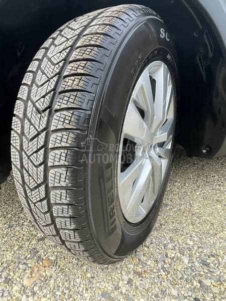 Peugeot 3008 1.5 BleuHDi NOV