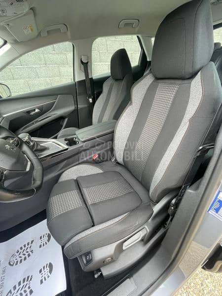 Peugeot 3008 1.5 BleuHDi NOV