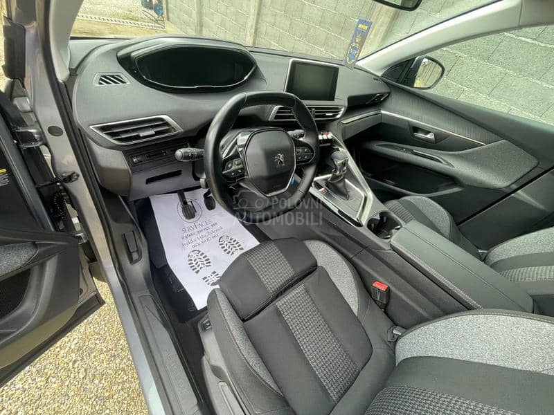 Peugeot 3008 1.5 BleuHDi NOV