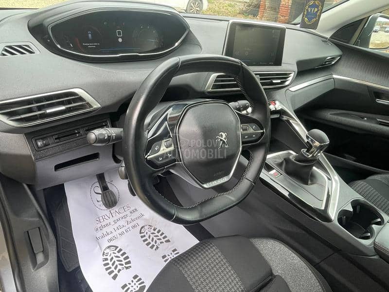 Peugeot 3008 1.5 BleuHDi NOV