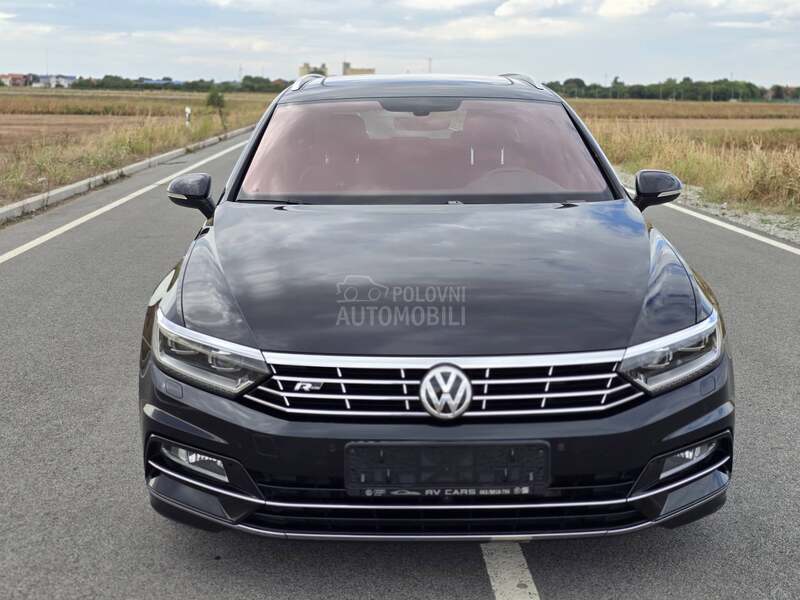 Volkswagen Passat B8 R LINE,MATRIX,PANO
