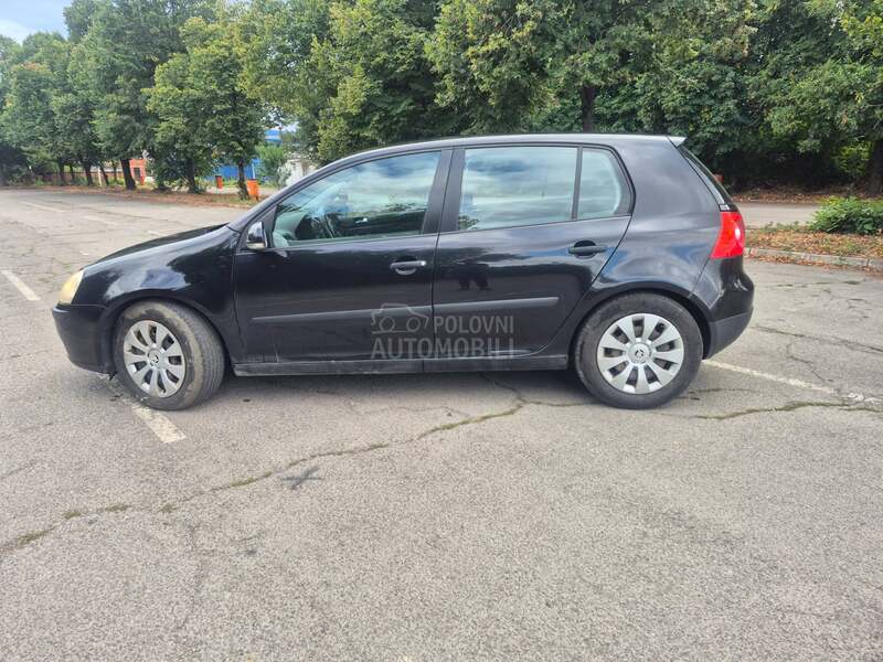 Volkswagen Golf 5 1.4 16v