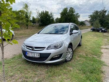 Opel Astra J 1.6