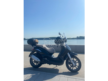 Piaggio Beverly Cruiser