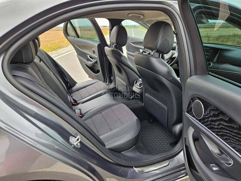 Mercedes Benz E 220 
