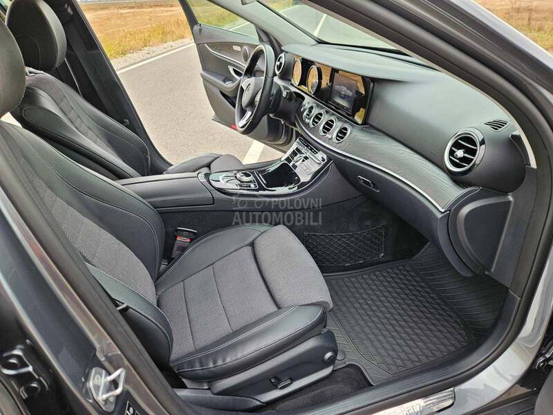 Mercedes Benz E 220 