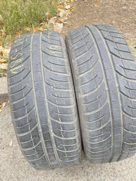 Toyo 185/60 R15 Zimska
