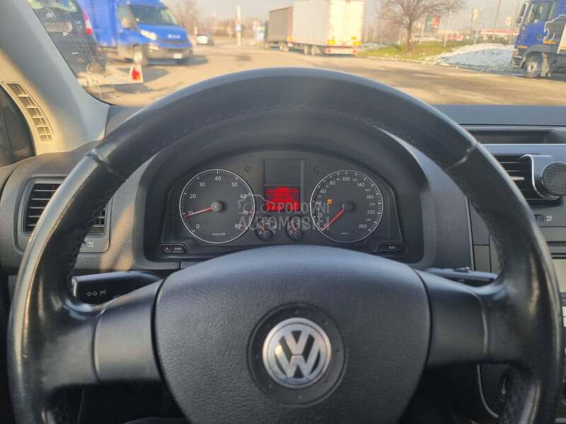 Volkswagen Golf 5 TSI