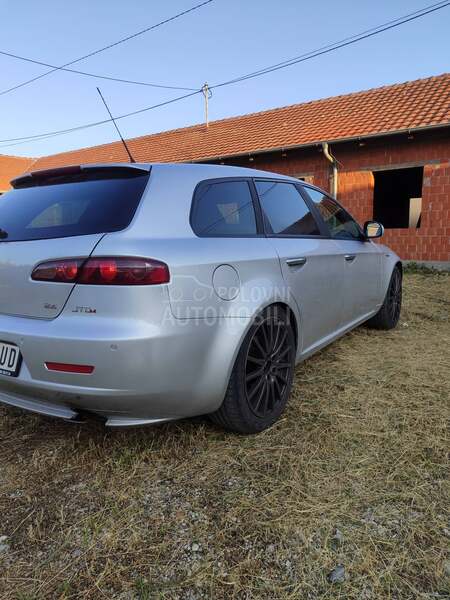 Alfa Romeo 159 2.4