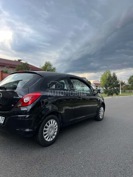 Opel Corsa D 