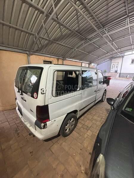 Mercedes Benz Vito 
