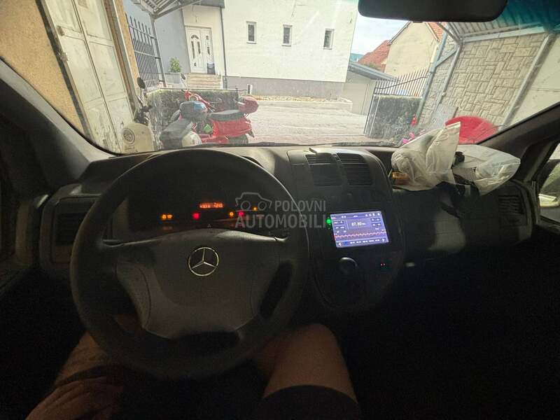 Mercedes Benz Vito 