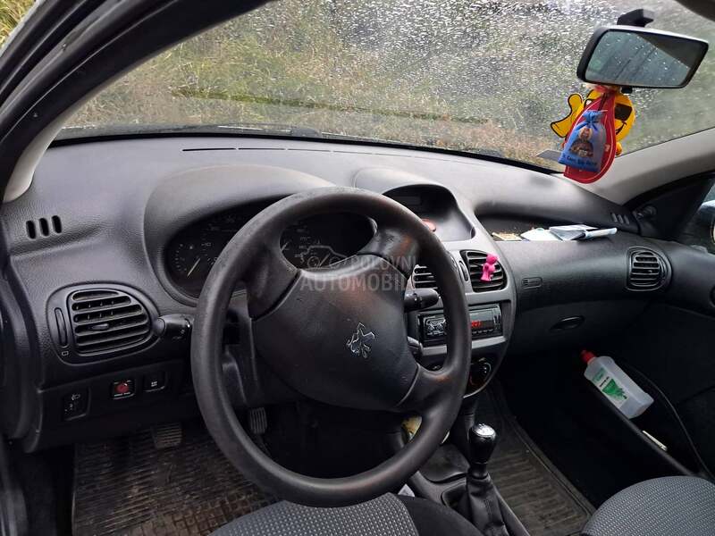 Peugeot 206 